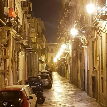Casa Dei Lylium Apartment *
